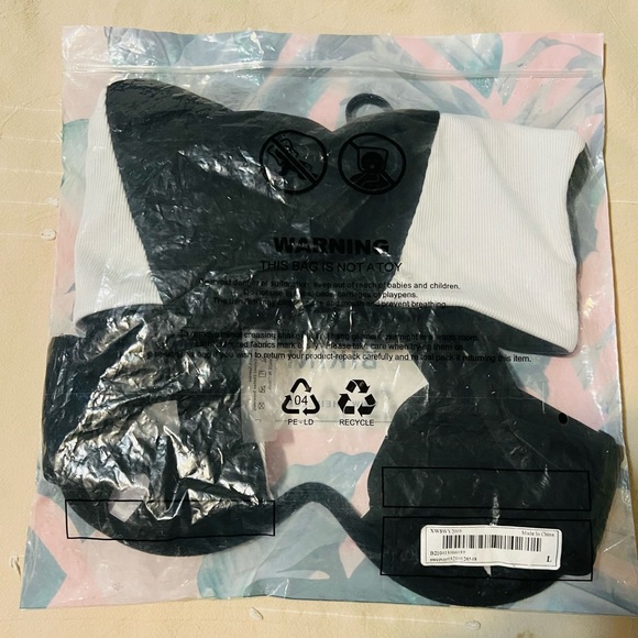 Shein 2 piece underwire bikini - LRG - Picture 4 of 4